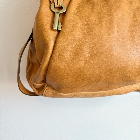 Vintage Fossil Fifty-Four Tan Pebbled Leather Braided Strap Shoulder Hobo Bag - Picture 7 of 16
